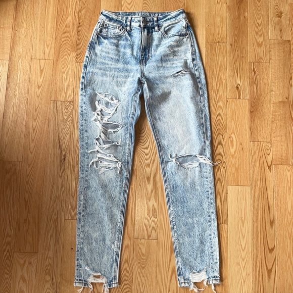 American Eagle Mom Jean - Picture 1 of 6